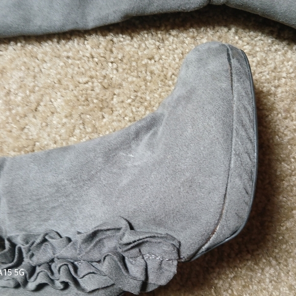 (#233) Anna Michelle Side Ruffle 20"L Boots - Picture 4 of 16